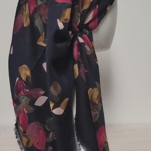 Leaves & Petals design pretied